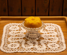 Load image into Gallery viewer, 'Marvel of Peru' Shaped Pure Beeswax Candles