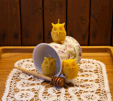 Load image into Gallery viewer, Owl Shaped Pure Beeswax Candles