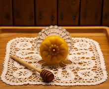 Load image into Gallery viewer, &#39;Marvel of Peru&#39; Shaped Pure Beeswax Candles
